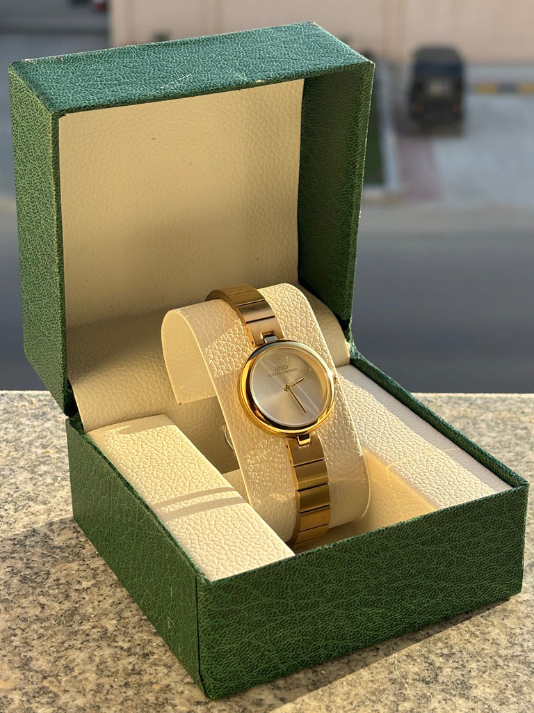 IBSO Women's Gold Circle Watch